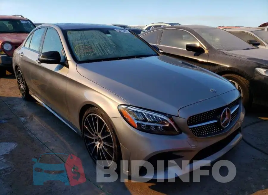 55SWF8DB2KU295267 Photo# 1