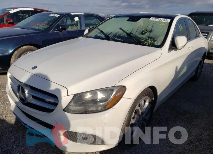 WDDWF4JB2GR146704 Photo# 2