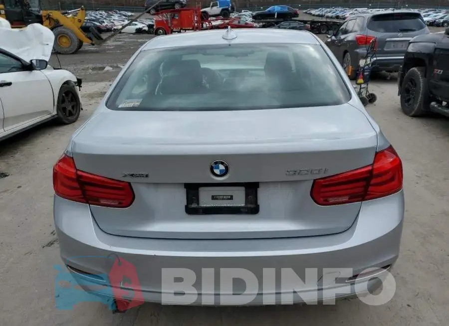 WBA8A3C53GK688998 Photo# 6