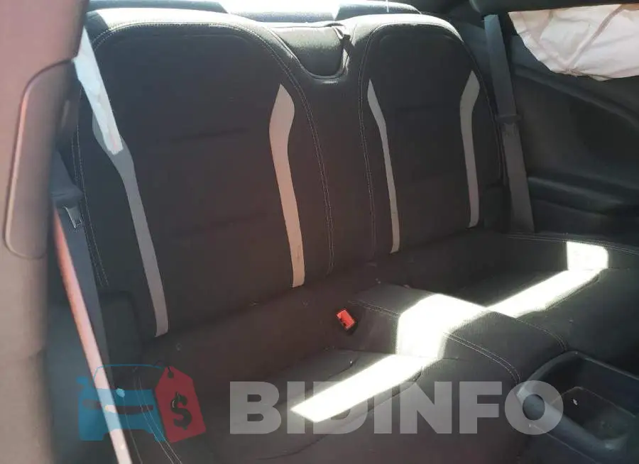 1G1FB1RS2J0175844 Photo# 6