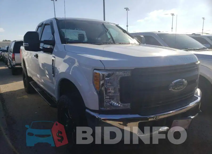 1FT7X2B68HED79836 Photo# 1