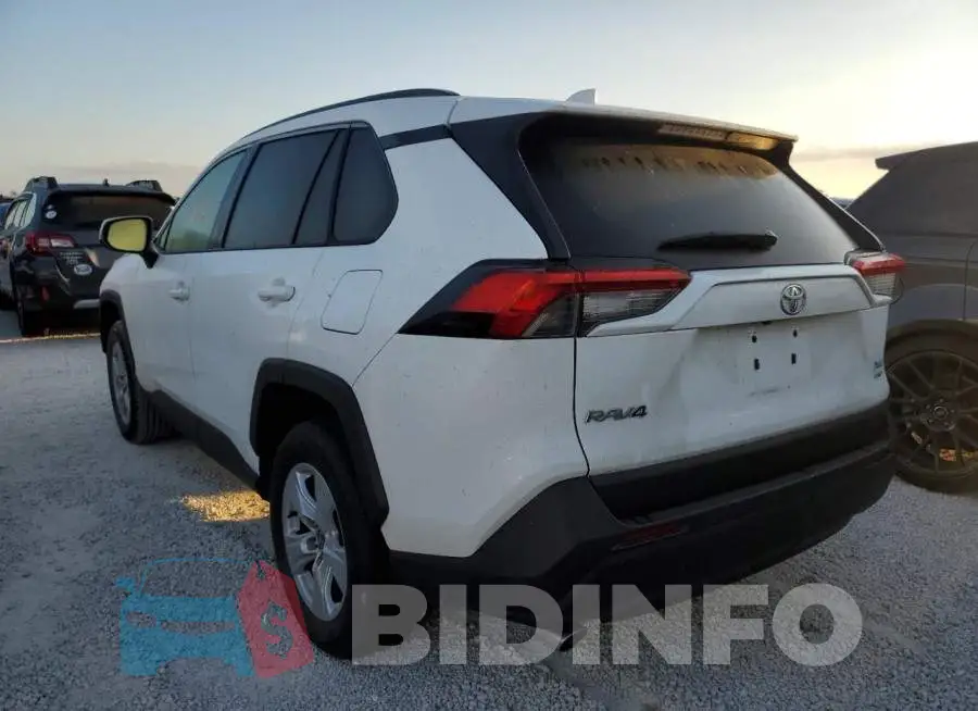 2T3P1RFV8MC237714 Photo# 3