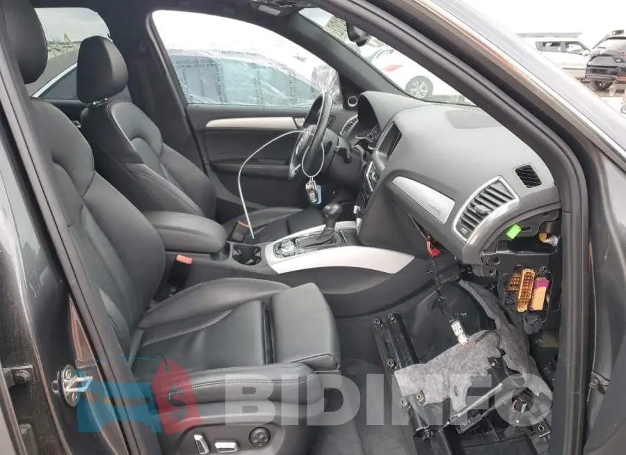 WA1M2AFP8HA031146 Photo# 5