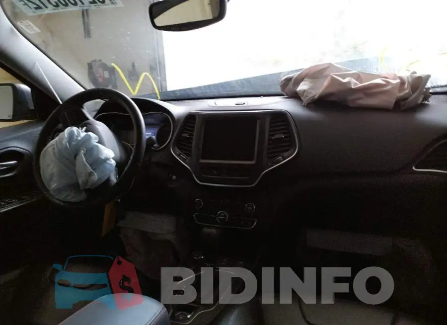 1C4PJMBX2KD186536 Photo# 9