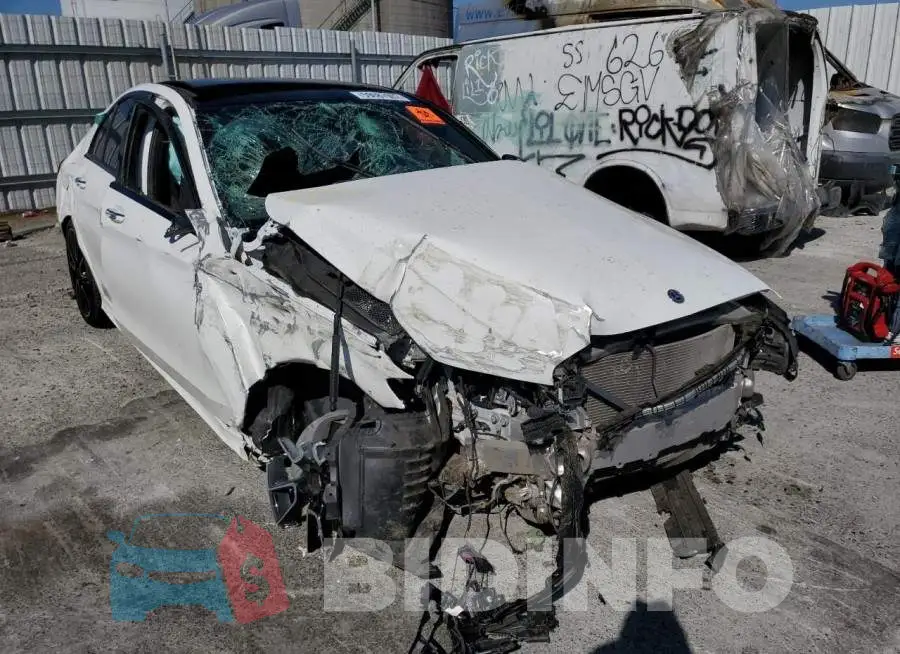WDDWF8DB9KR457297 Photo# 1