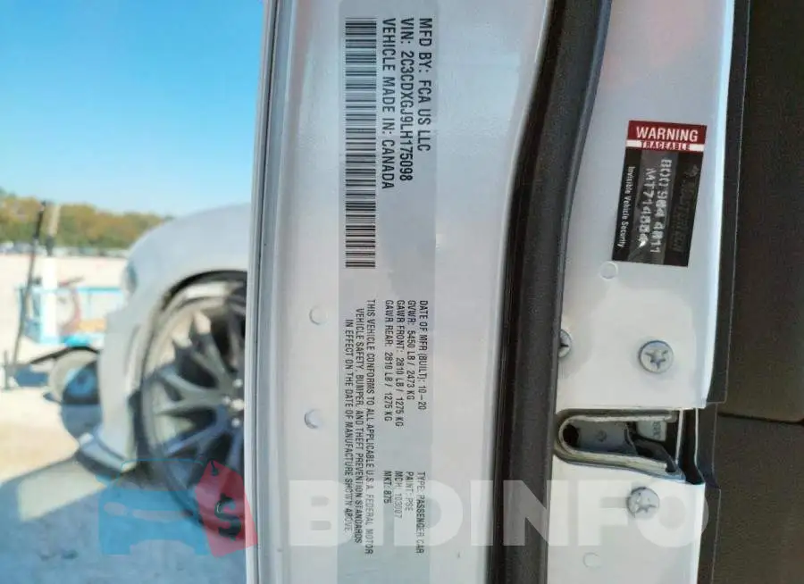 2C3CDXGJ9LH175098 Photo# 10