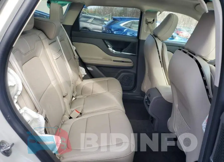 5LMCJ2D92NUL20637 Photo# 6