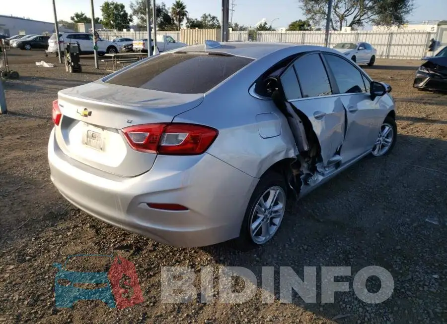 1G1BE5SM5J7175143 Photo# 4