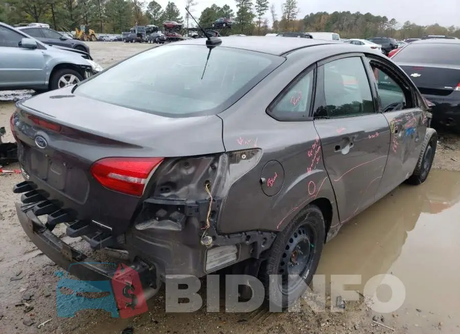 1FADP3E24GL257234 Photo# 4