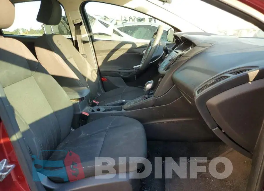 1FADP3F26GL280061 Photo# 5