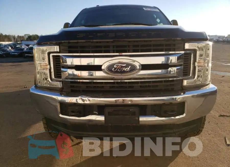 1FT7W2BT4JEB21781 Photo# 5