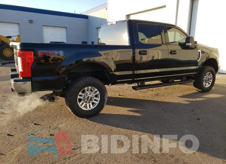 1FT7W2BT4JEB21781 Photo# 3