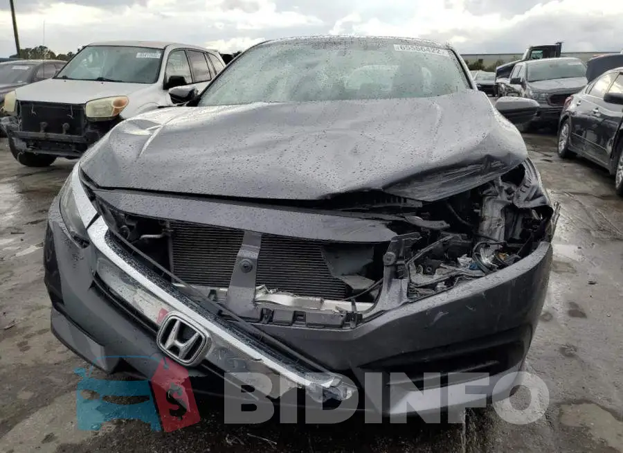 19XFC2F52HE229749 Photo# 9