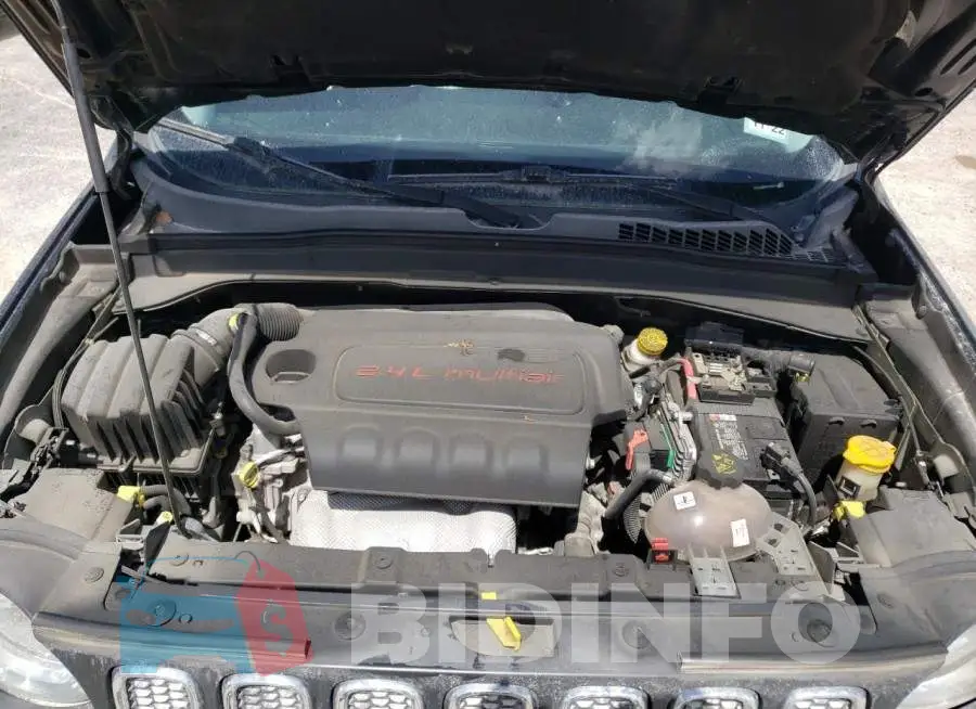 ZACCJBBB8HPE84123 Photo# 7