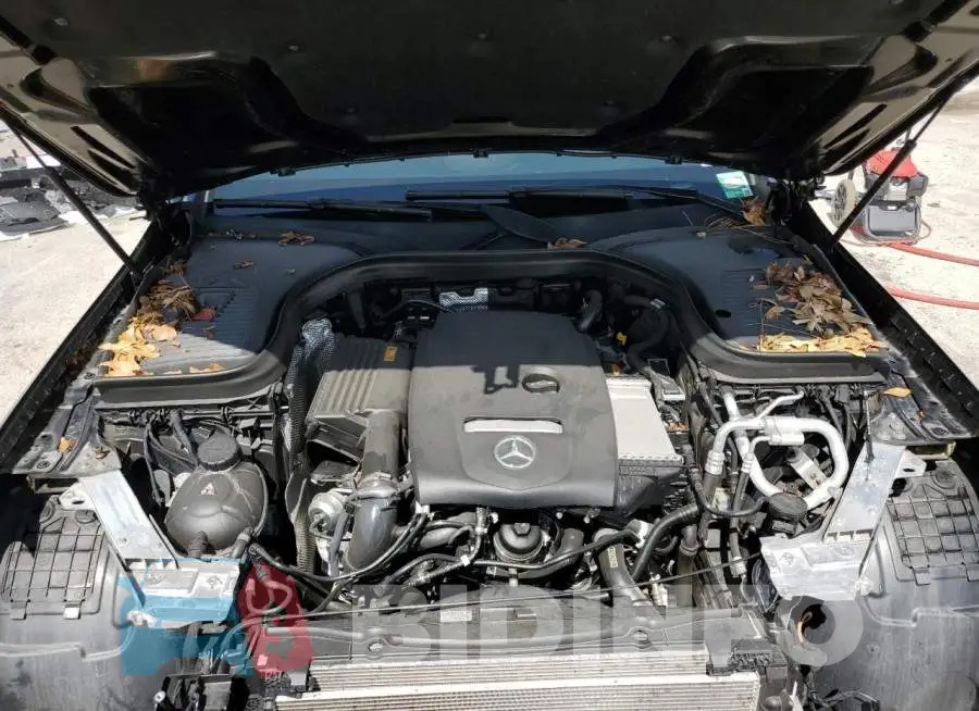 WDC0G4JB6KV185254 Photo# 7