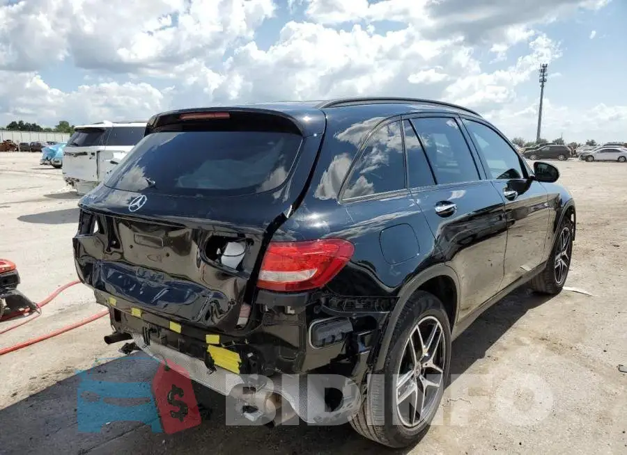 WDC0G4JB6KV185254 Photo# 4