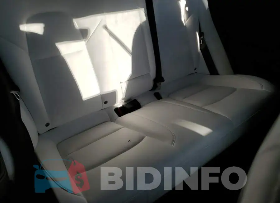 5YJ3E1EB9NF130821 Photo# 6