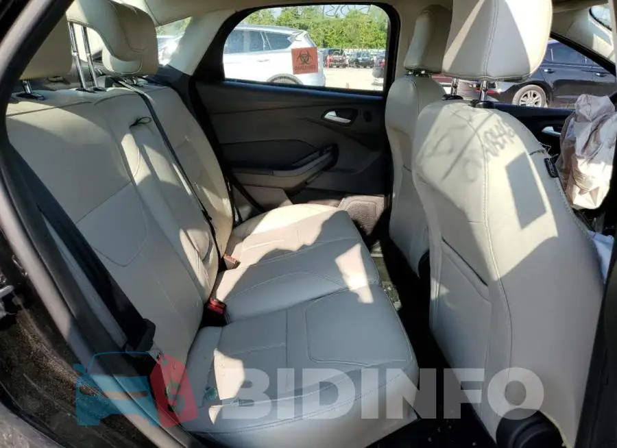 1FADP3J29HL330847 Photo# 6