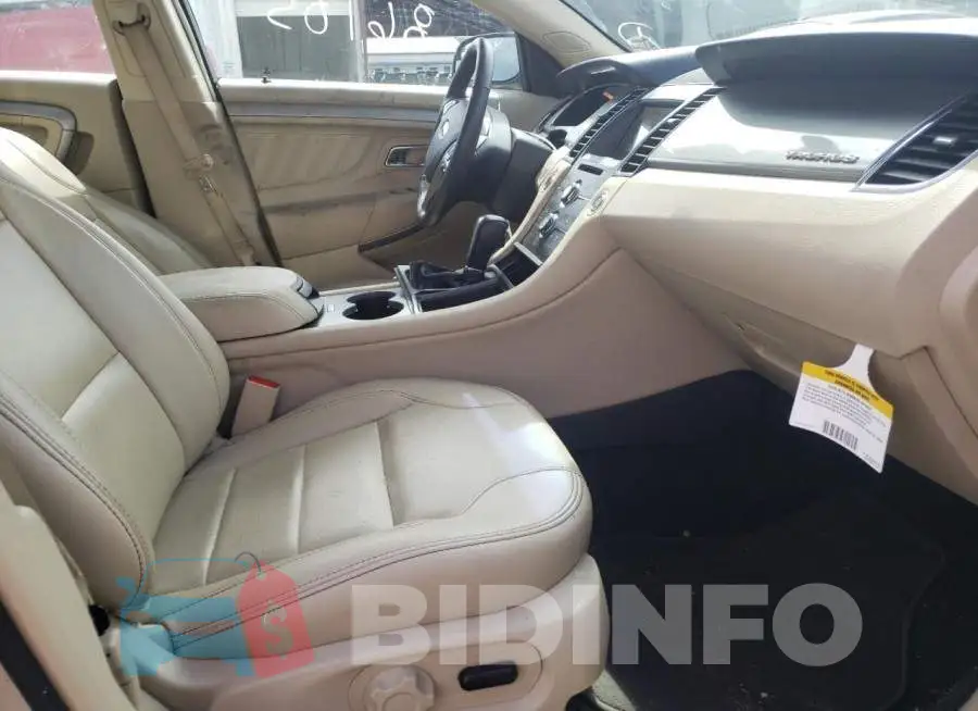1FAHP2E83JG135402 Photo# 5