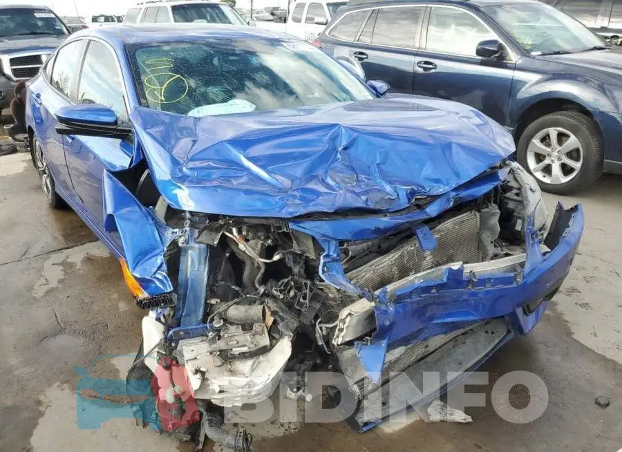 19XFC1F8XHE032686 Photo# 9