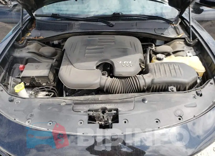 2C3CDXBG3KH681682 Photo# 7