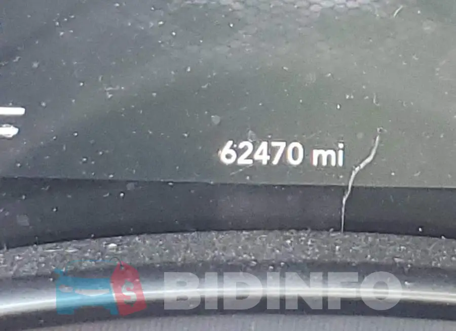 2C3CDXBG4KH657326 Photo# 8