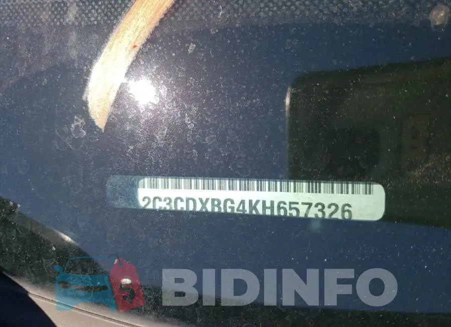2C3CDXBG4KH657326 Photo# 10