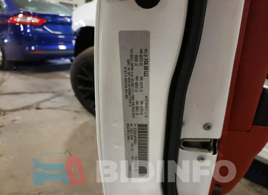 2C3CDXGJ9KH558814 Photo# 10