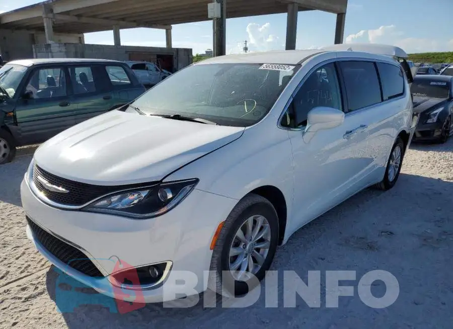 2C4RC1FG2JR228680 Photo# 2