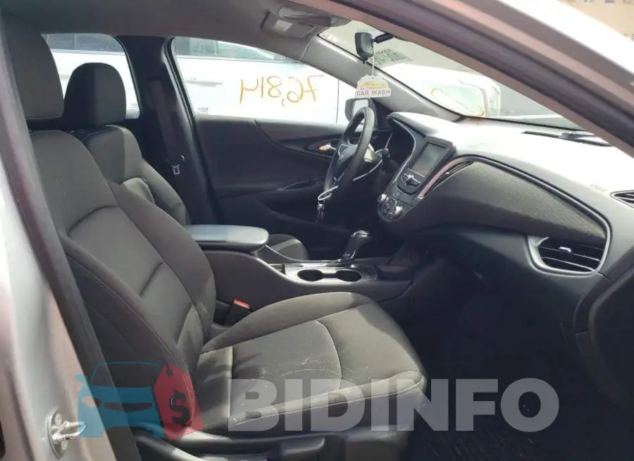 1G1ZB5ST4JF201719 Photo# 5