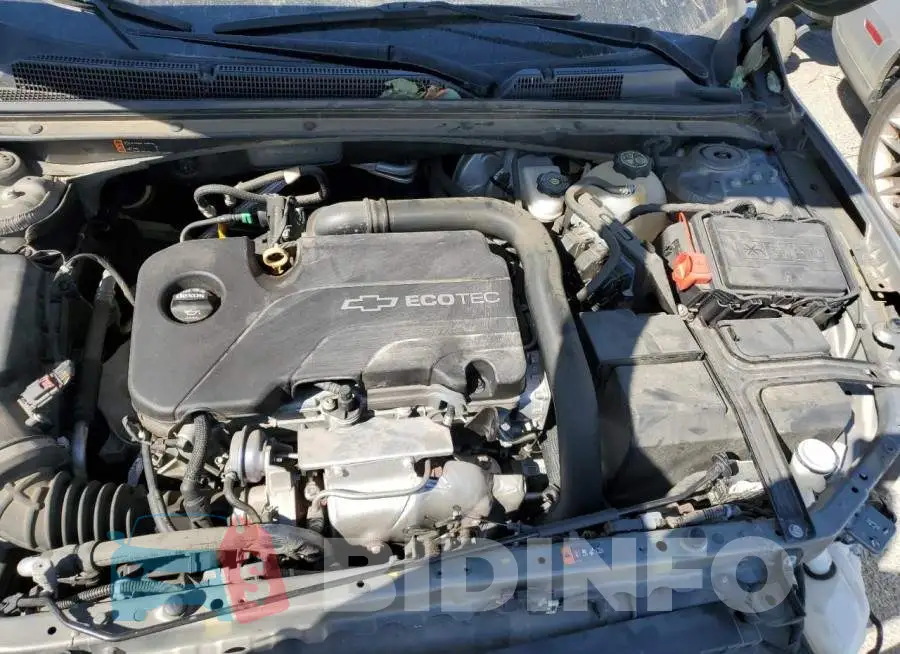 1G1ZD5ST8JF112875 Photo# 7