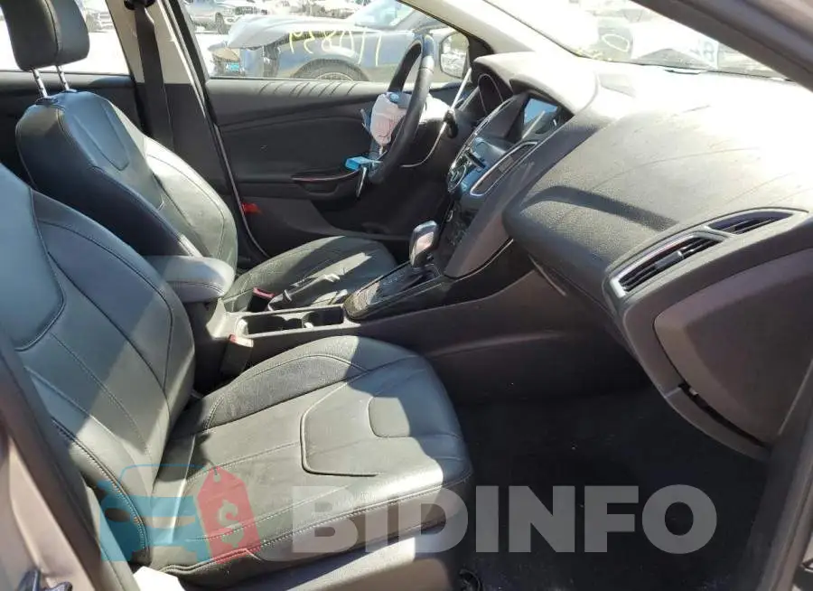 1FADP3N20HL310254 Photo# 5
