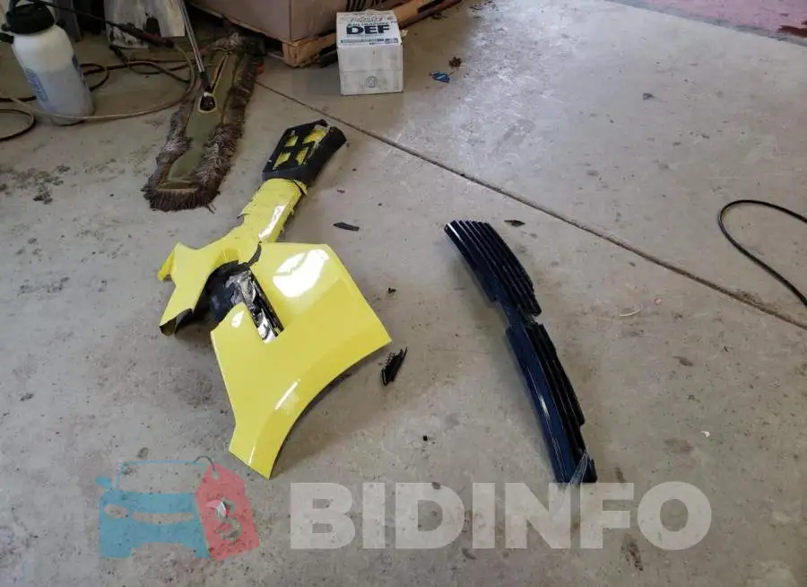 1FATP8UH1M5100940 Photo# 12