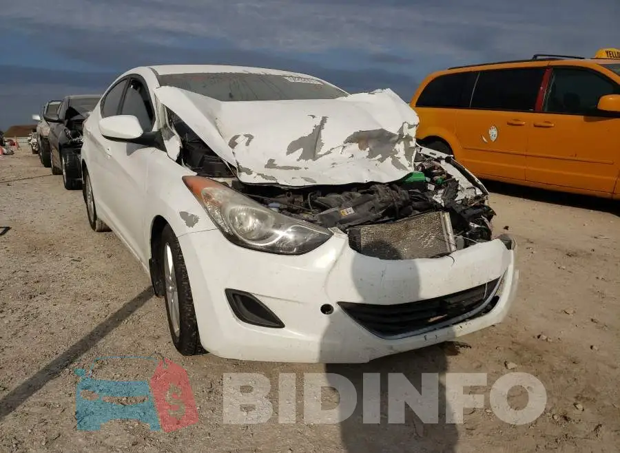 5NPDH4AE5DH430045 Photo# 1