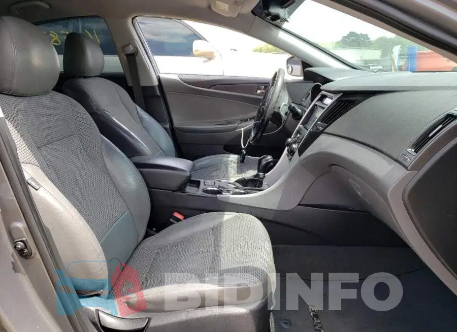 5NPEC4ABXDH538377 Photo# 5