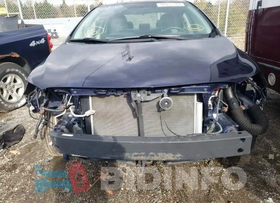 2T1BU4EE0DC971858 Photo# 5