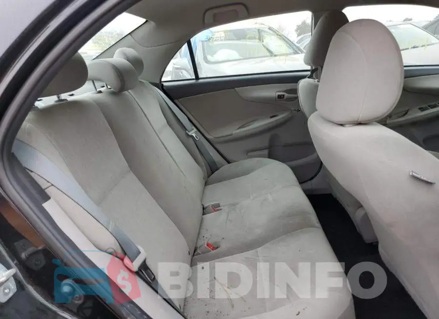 2T1BU4EEXDC116391 Photo# 6