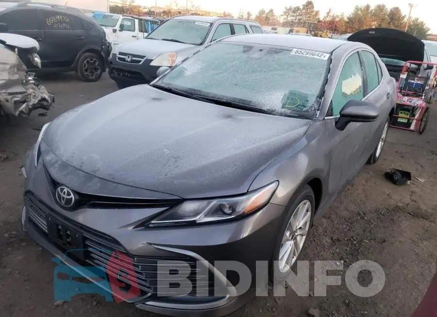 4T1C11AK7NU652058 Photo# 2