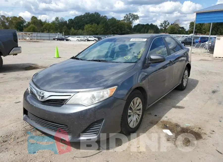 4T4BF1FK2DR282020 Photo# 2