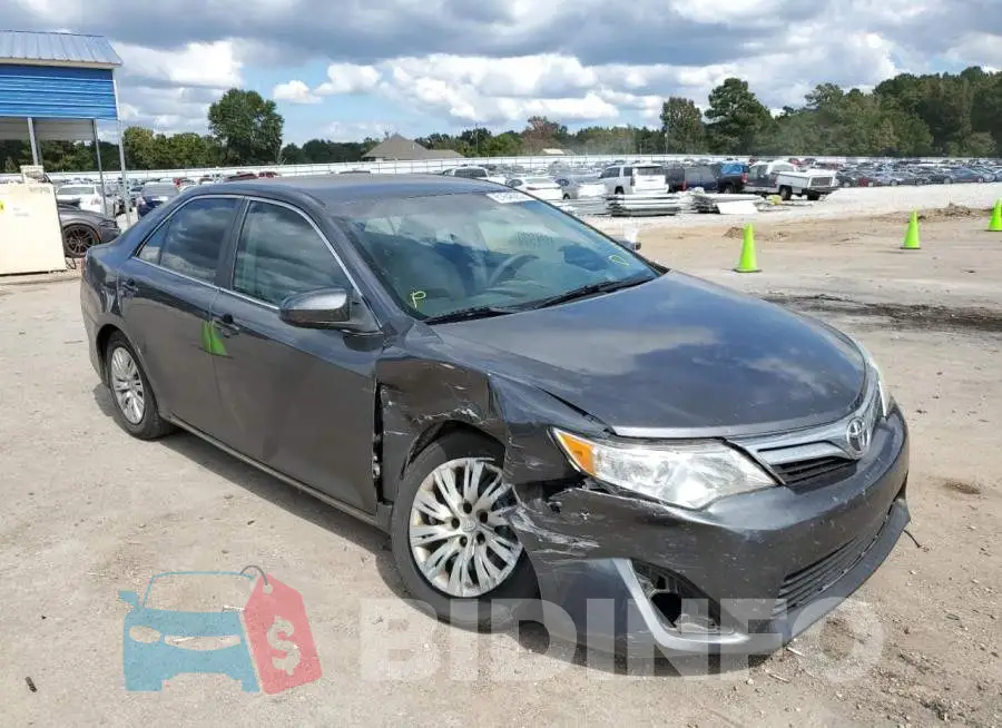 4T4BF1FK2DR282020 Photo# 1