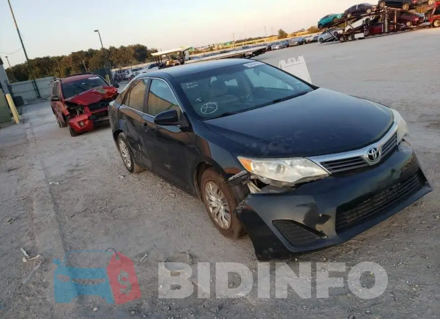 4T4BF1FK6DR329565 Photo# 1