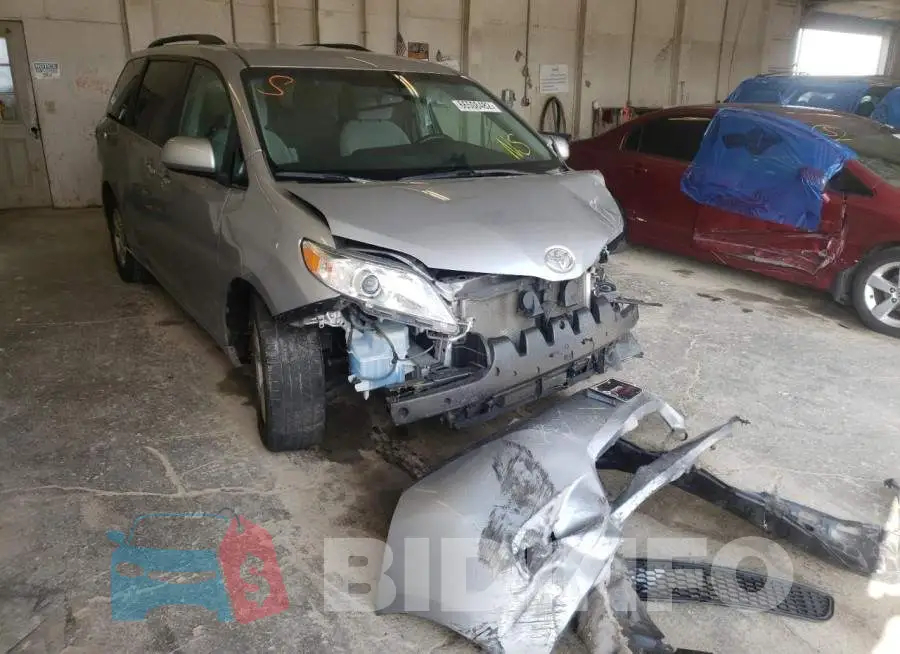 5TDKK3DC4FS571182 Photo# 1