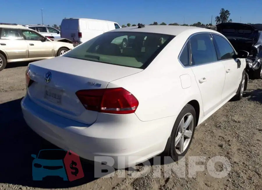 1VWBN7A32DC106608 Photo# 4
