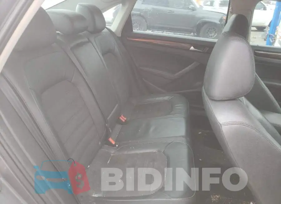 1VWCH7A38DC117768 Photo# 6