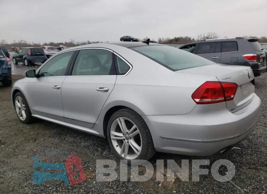 1VWCS7A36FC018371 Photo# 2