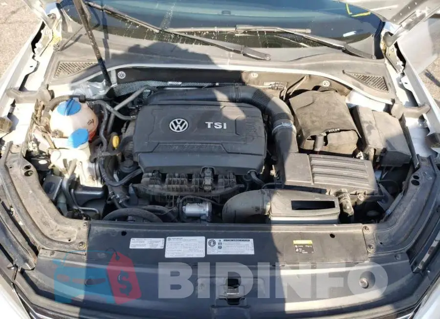 1VWDT7A38HC025682 Photo# 7