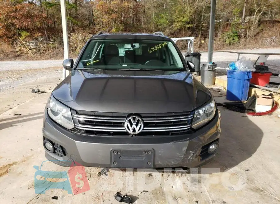 WVGAV7AX4FW565167 Photo# 5