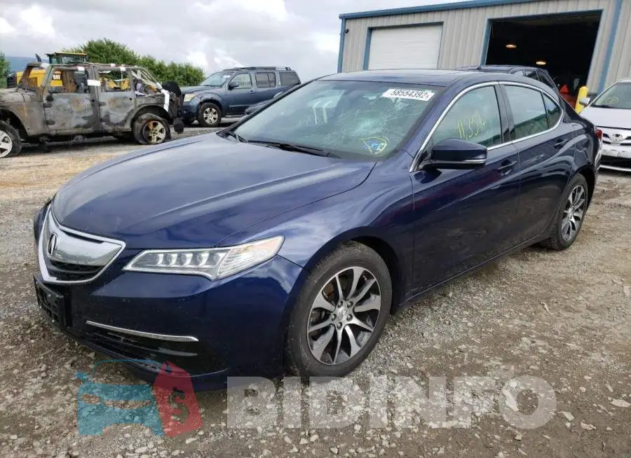 19UUB1F36FA018283 Photo# 2