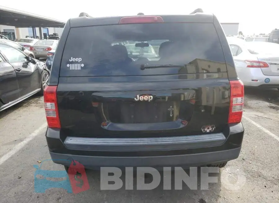 1C4NJPBA2GD527851 Photo# 6