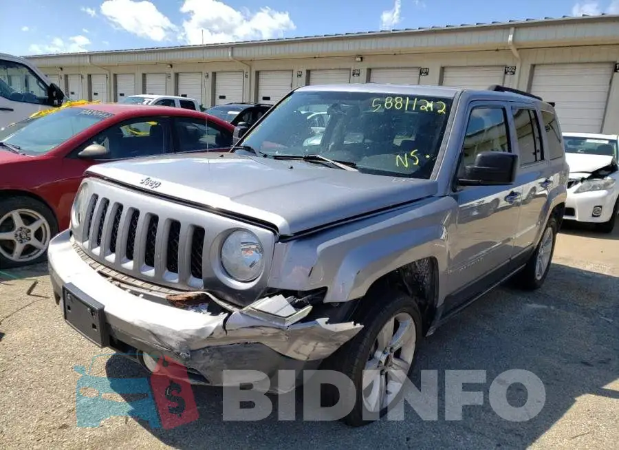 1C4NJPFB0ED814038 Photo# 2